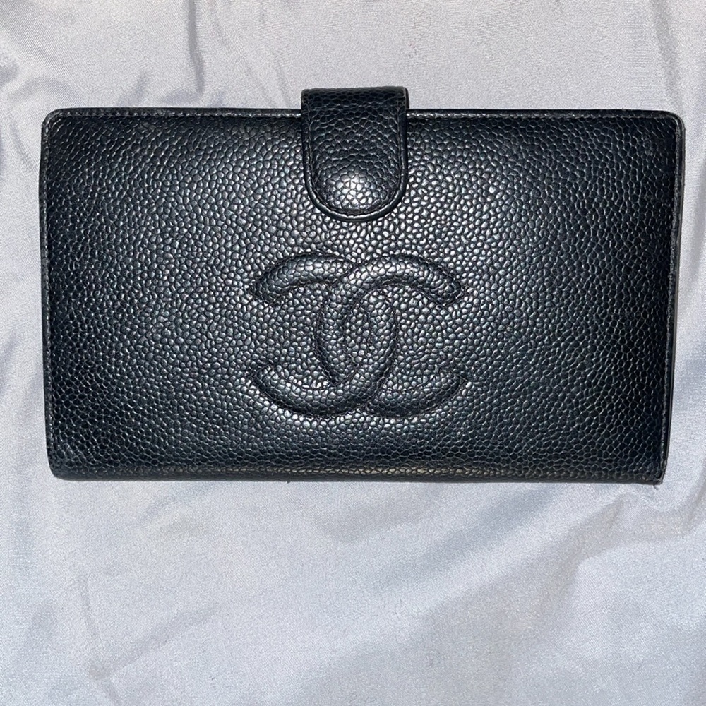 Chanel Caviar Snap Wallet